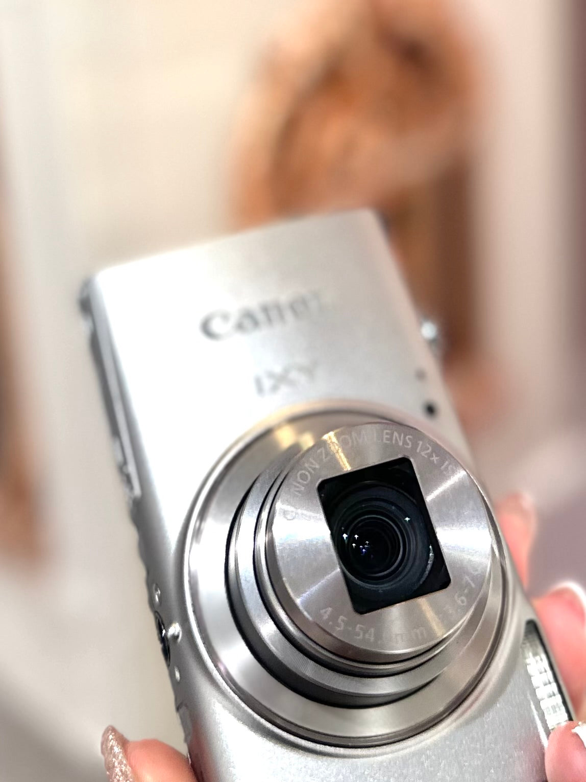 Canon IXY 650 (IXUS 285hs) in silver Excellent Condition