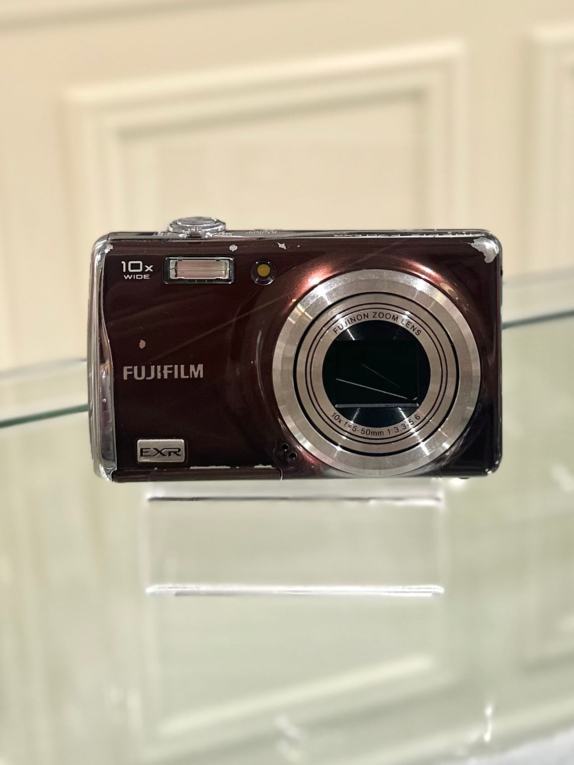 / Fujifilm Finepix F70exr in brown