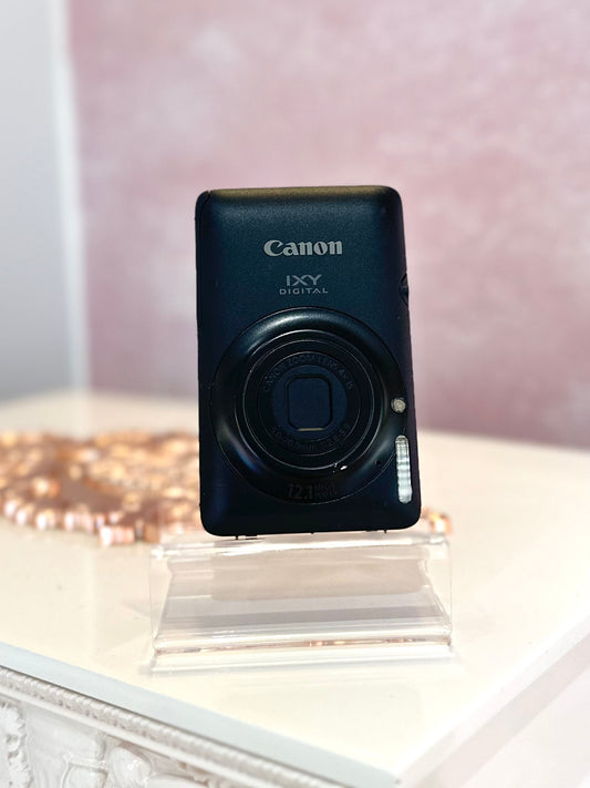 Canon IXY 220is (IXUS 120is) in good condition
