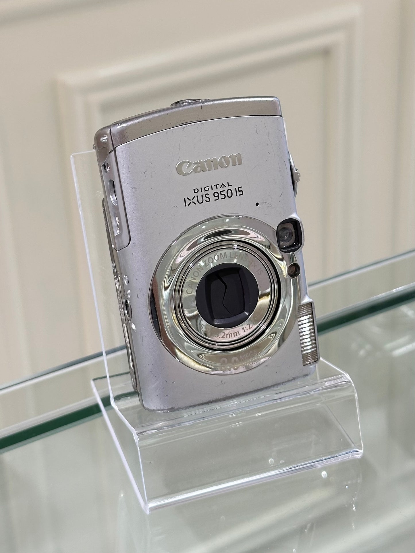 Canon IXUS 950is