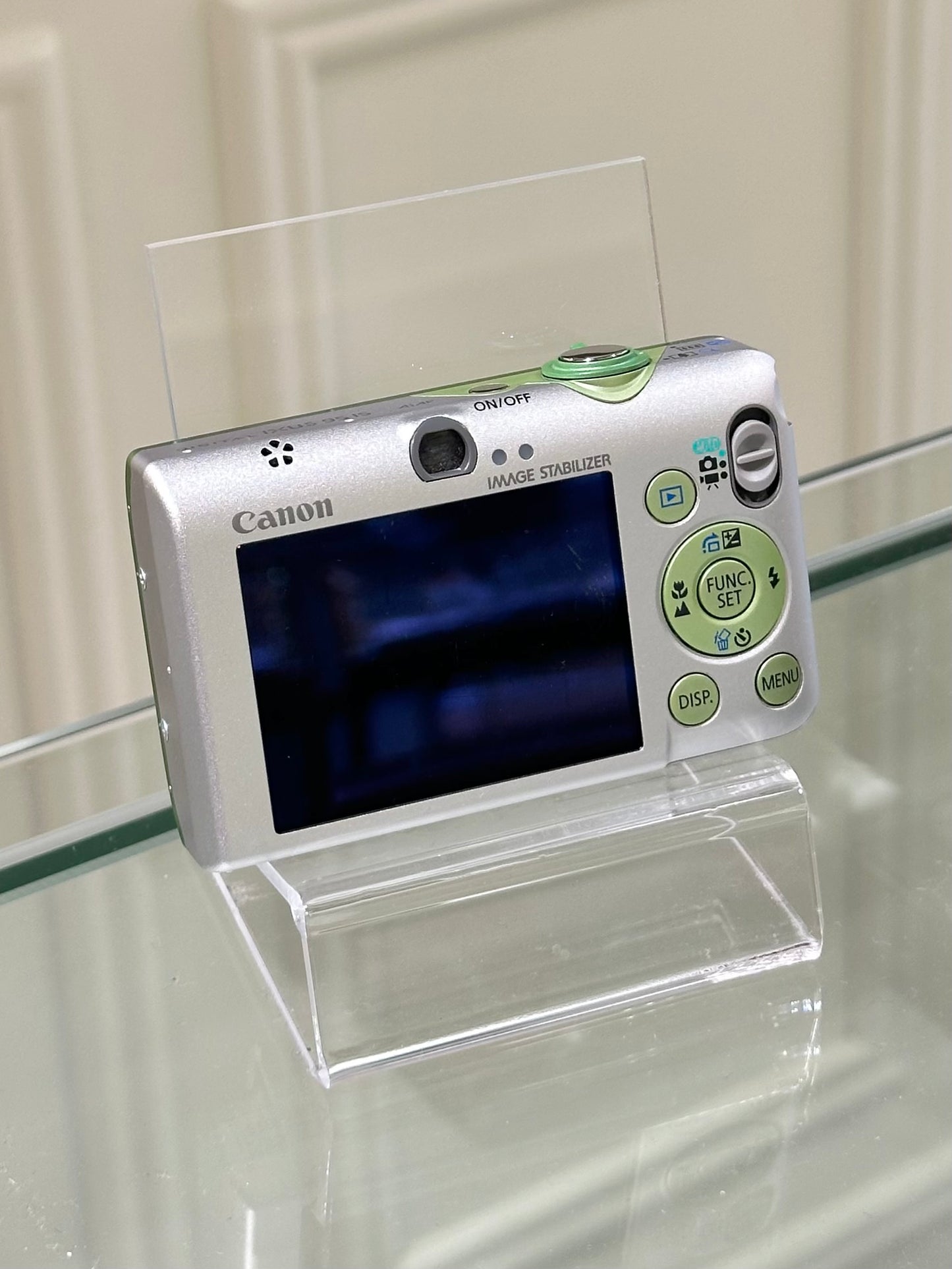 Canon IXUS 95is in green | Rare Colour
