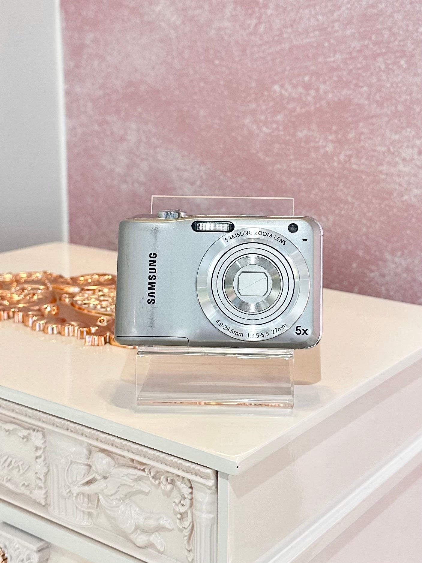 Samsung ES30 in silver