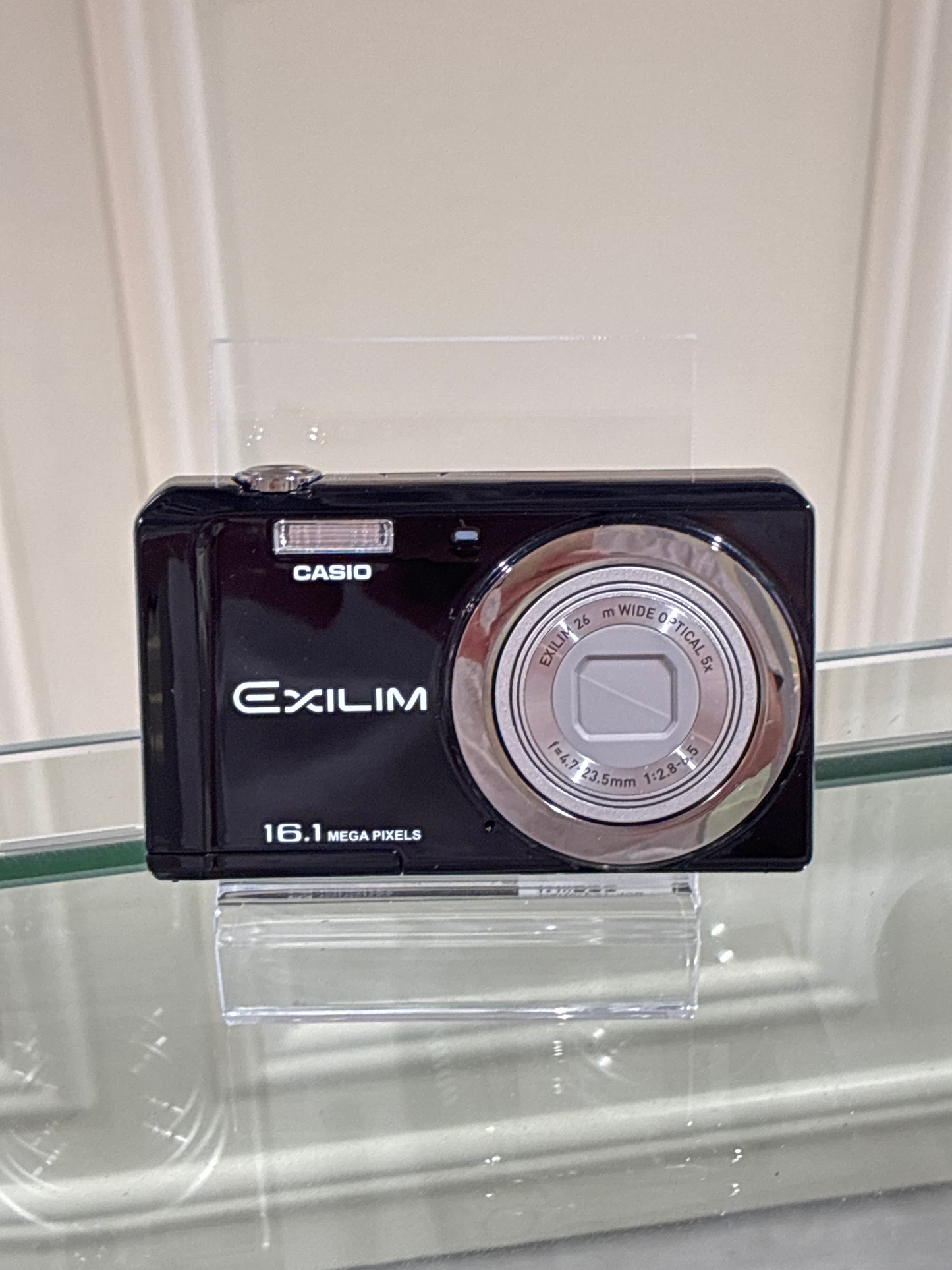 Casio EXILIM EX-ZS6 black nearly new
