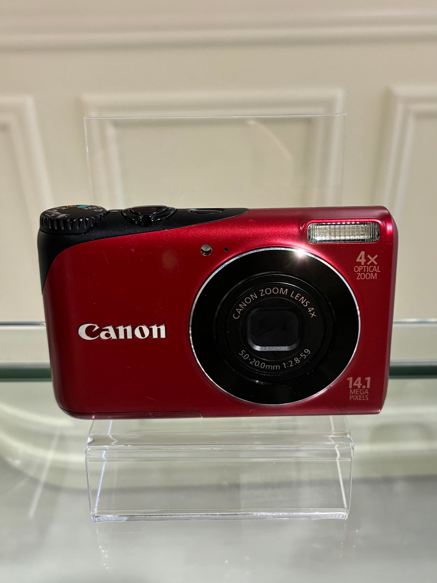 Canon Powershot A2200 in red