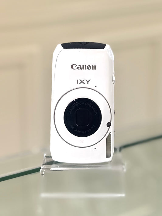 Canon IXY 30s (IXUS 300hs) in white | Excellent Condition