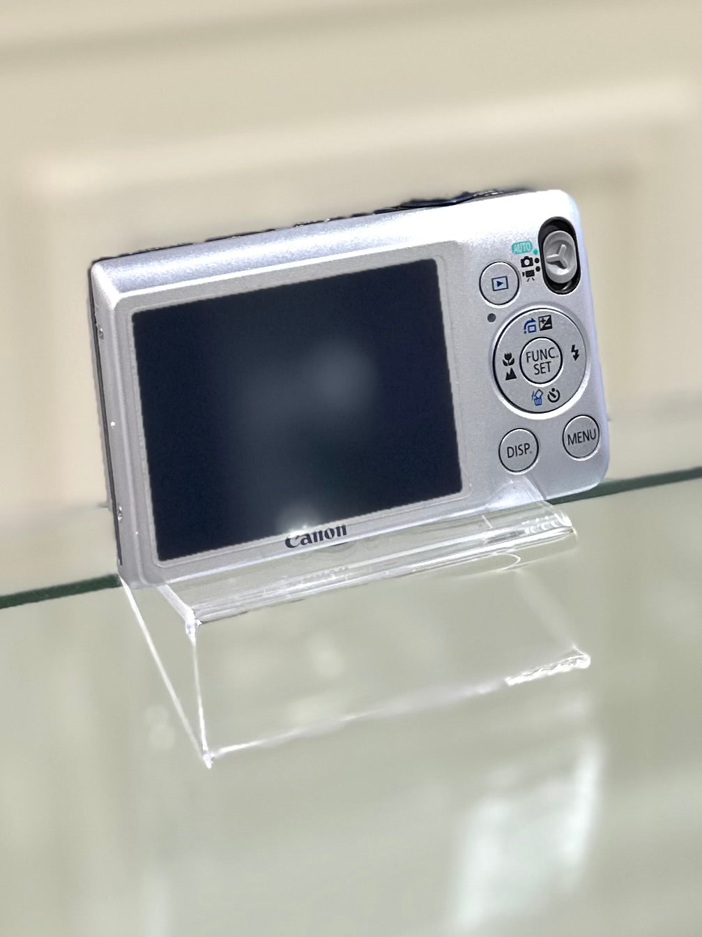 Canon IXUS 105 in silver