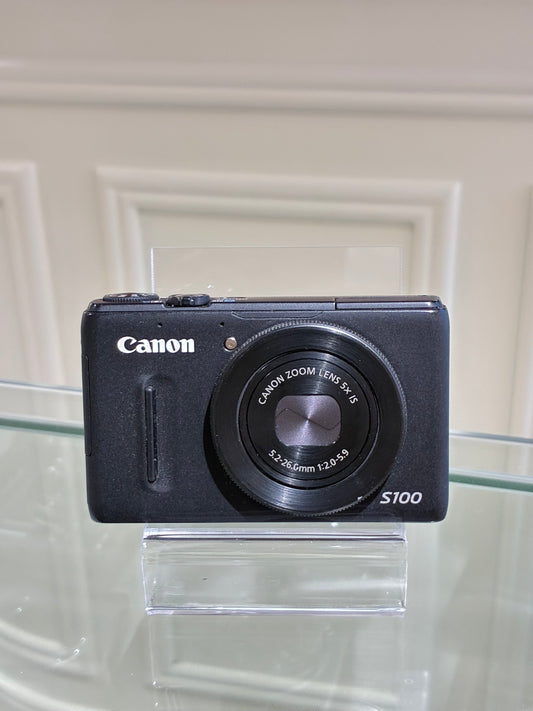 Canon Powershot S100 in black
