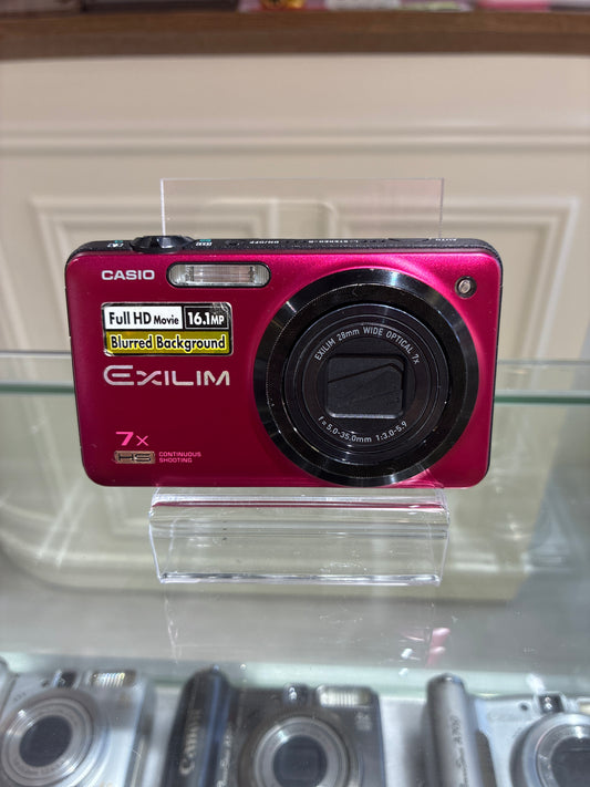 Casio EXILIM EX-ZR15💕