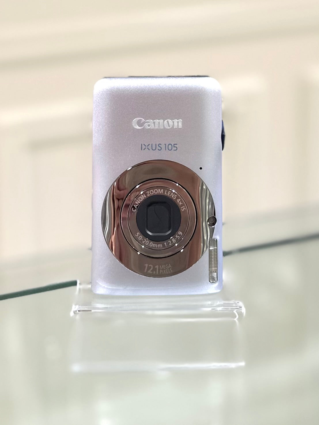 Canon IXUS 105 in silver