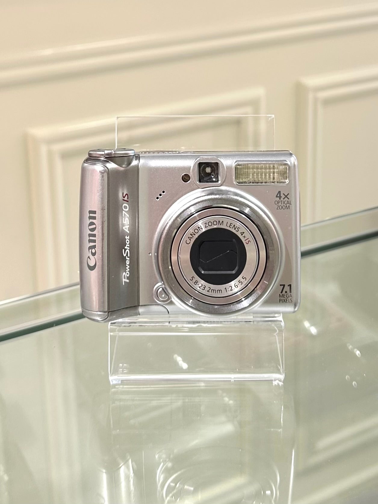 Canon Powershot A570is