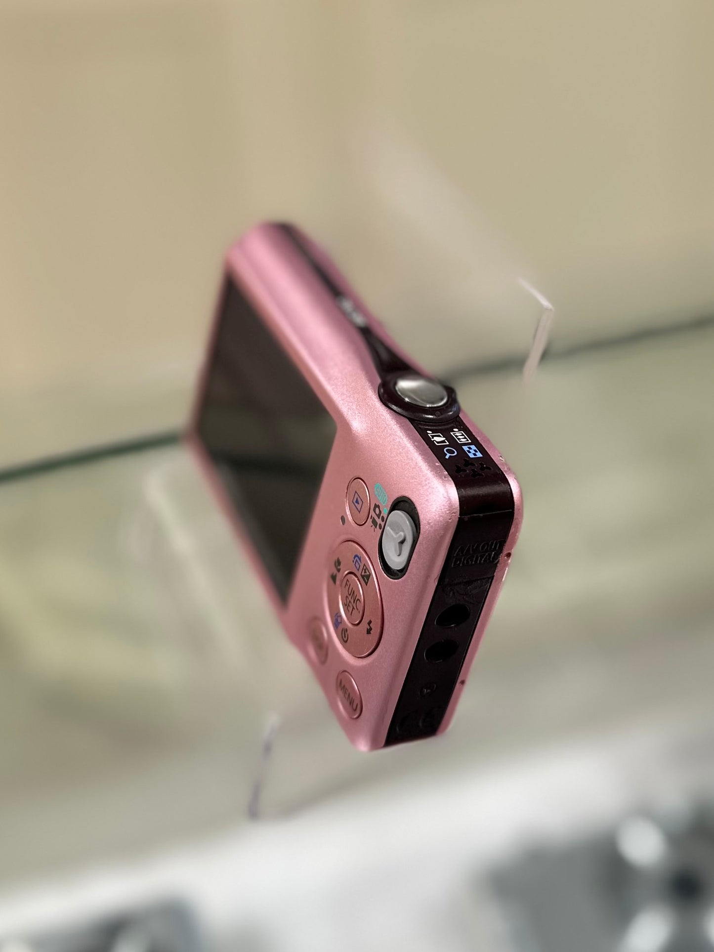 Canon IXUS 105 in pink | Pay by alipay/in store purchase only, pls message us!