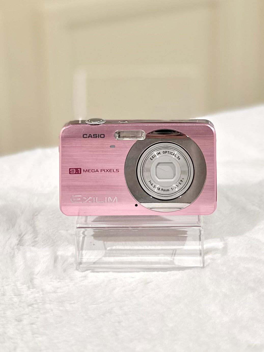 Casio Exilim EX-Z85 in pink