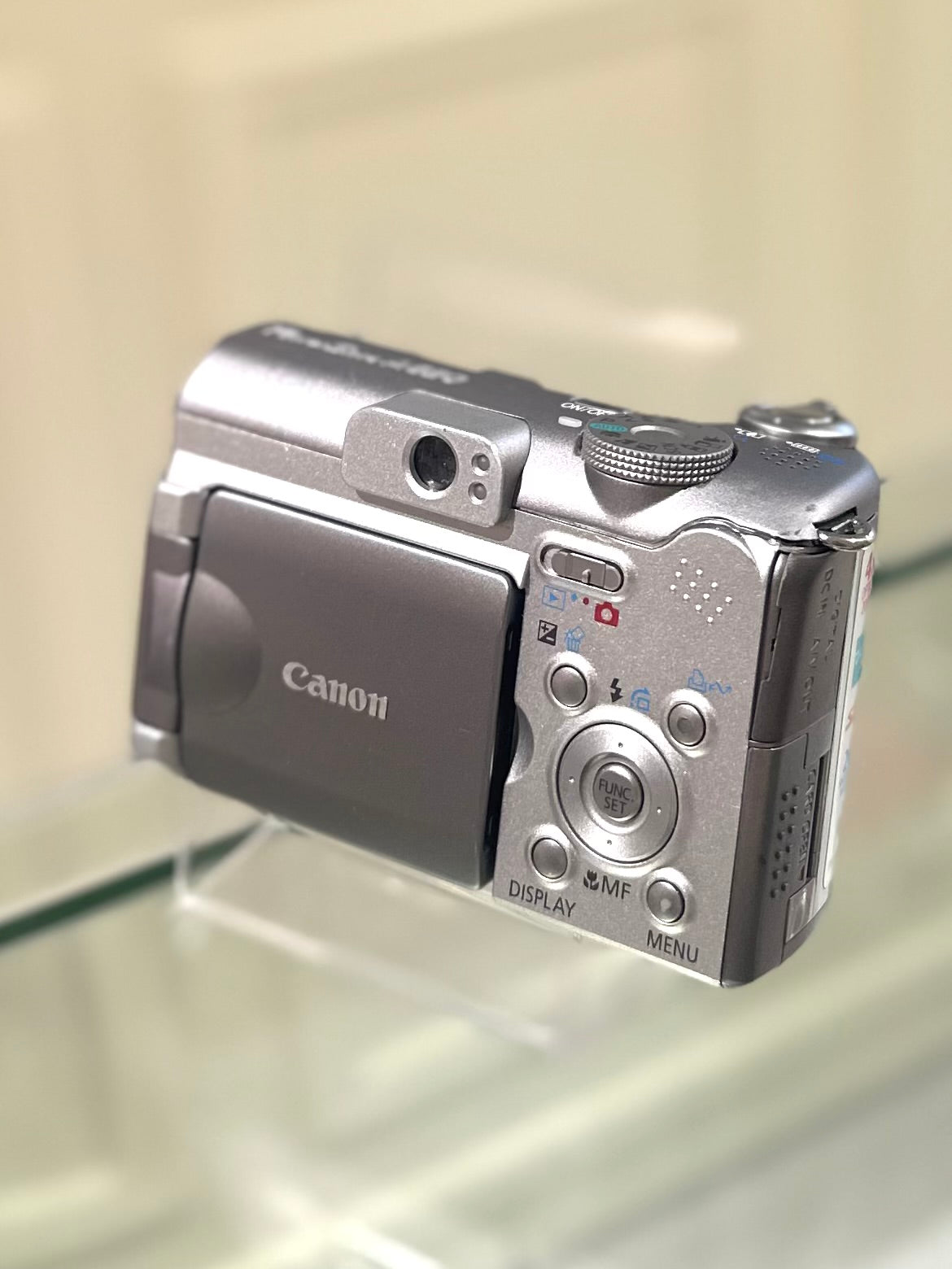 / Canon Powershot A620