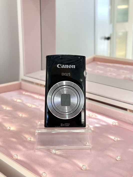 Canon IXUS 145 in black