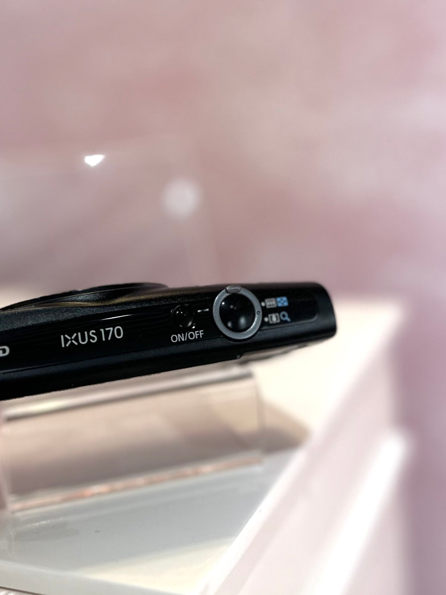 Canon IXUS 170 in black | Nearly New