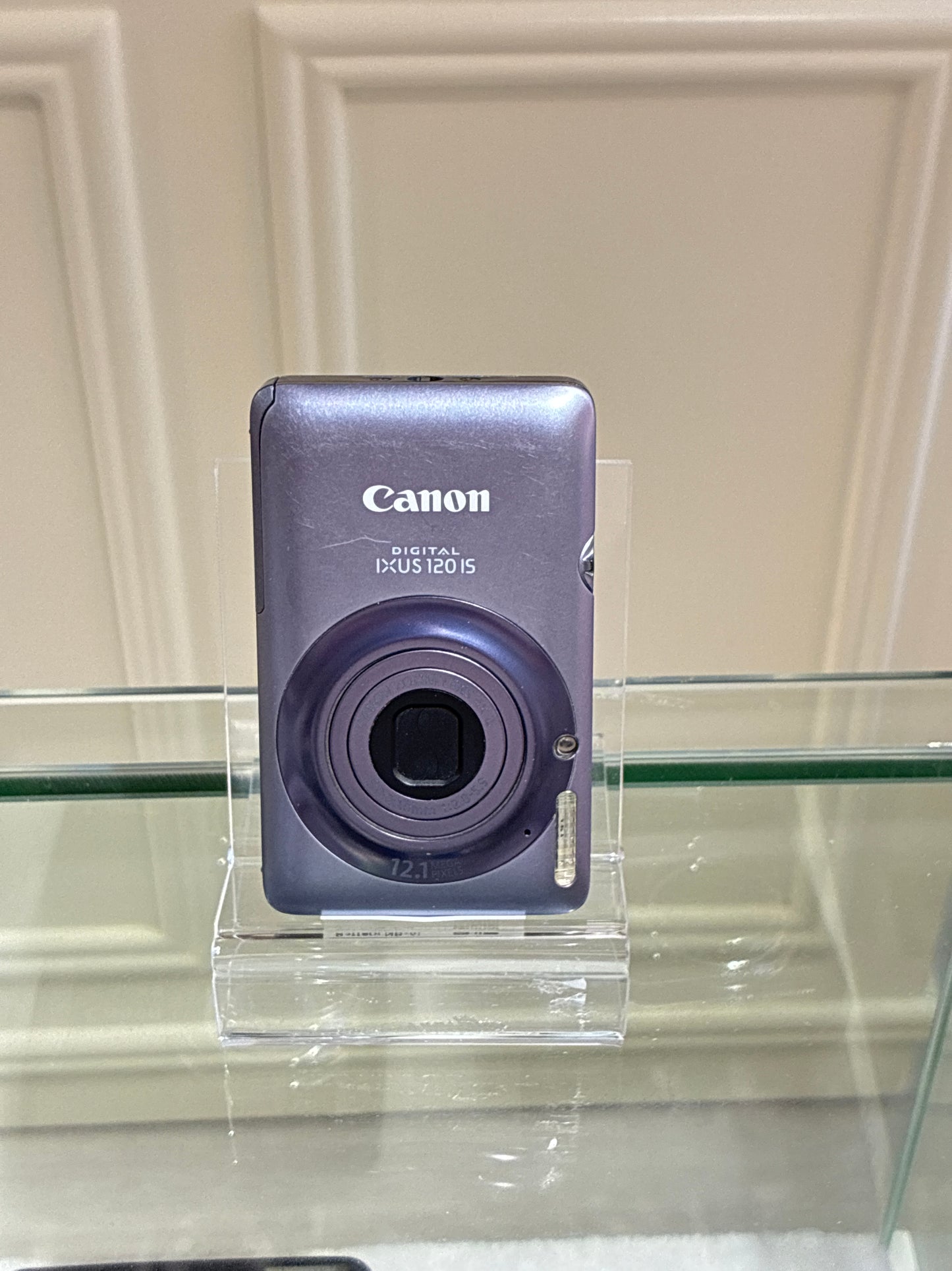Canon IXUS 120 (IXY 220IS) rare colour excellent condition 最接近IXUS130機王款式 pls dm for purchase only