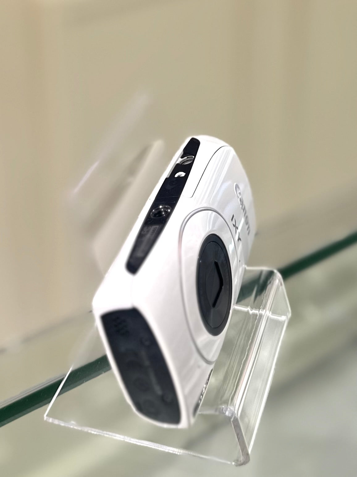 Canon IXY 30s (IXUS 300hs) in white | Excellent Condition