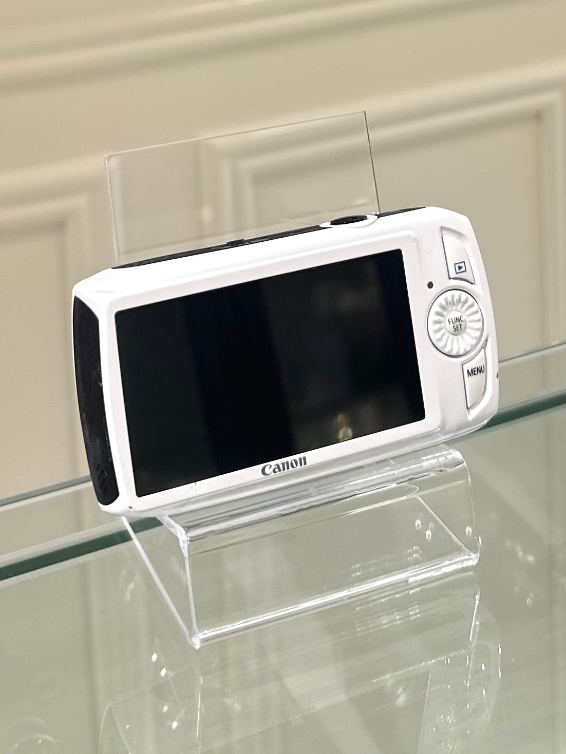 Canon IXY 30s (IXUS 300hs) in white | Excellent Condition