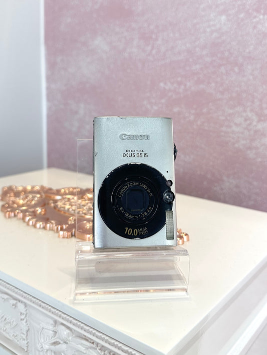 Canon IXUS 85is in silver