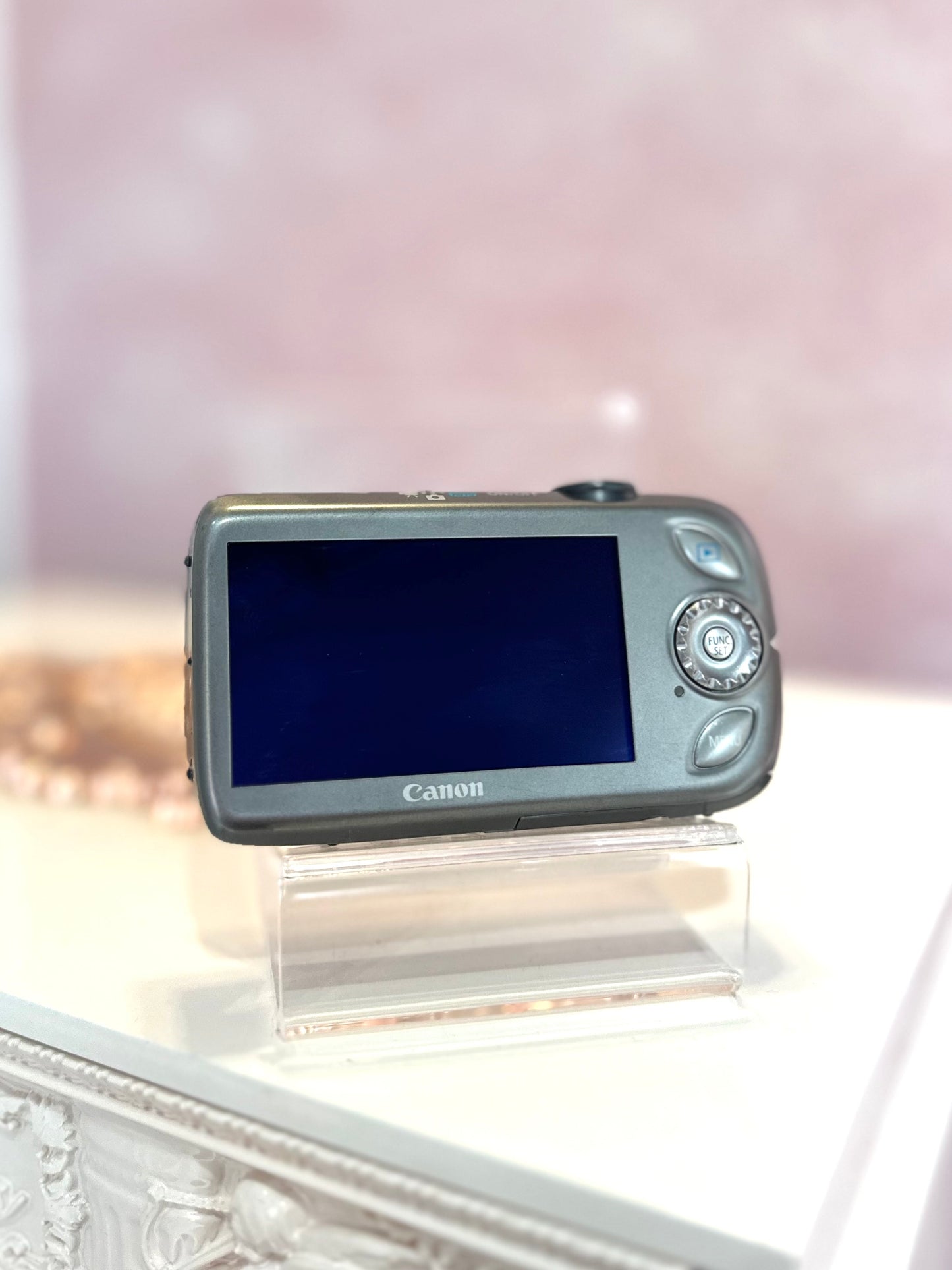 Canon IXUS 110is (IXY 510is) in silver excellent condition