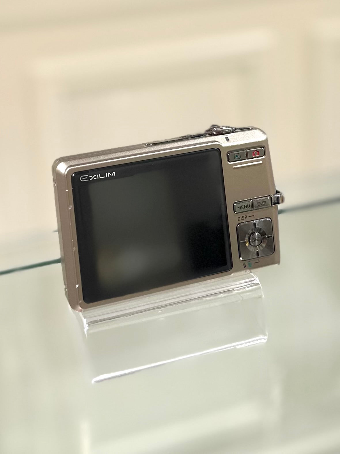 Casio Exilim Z600