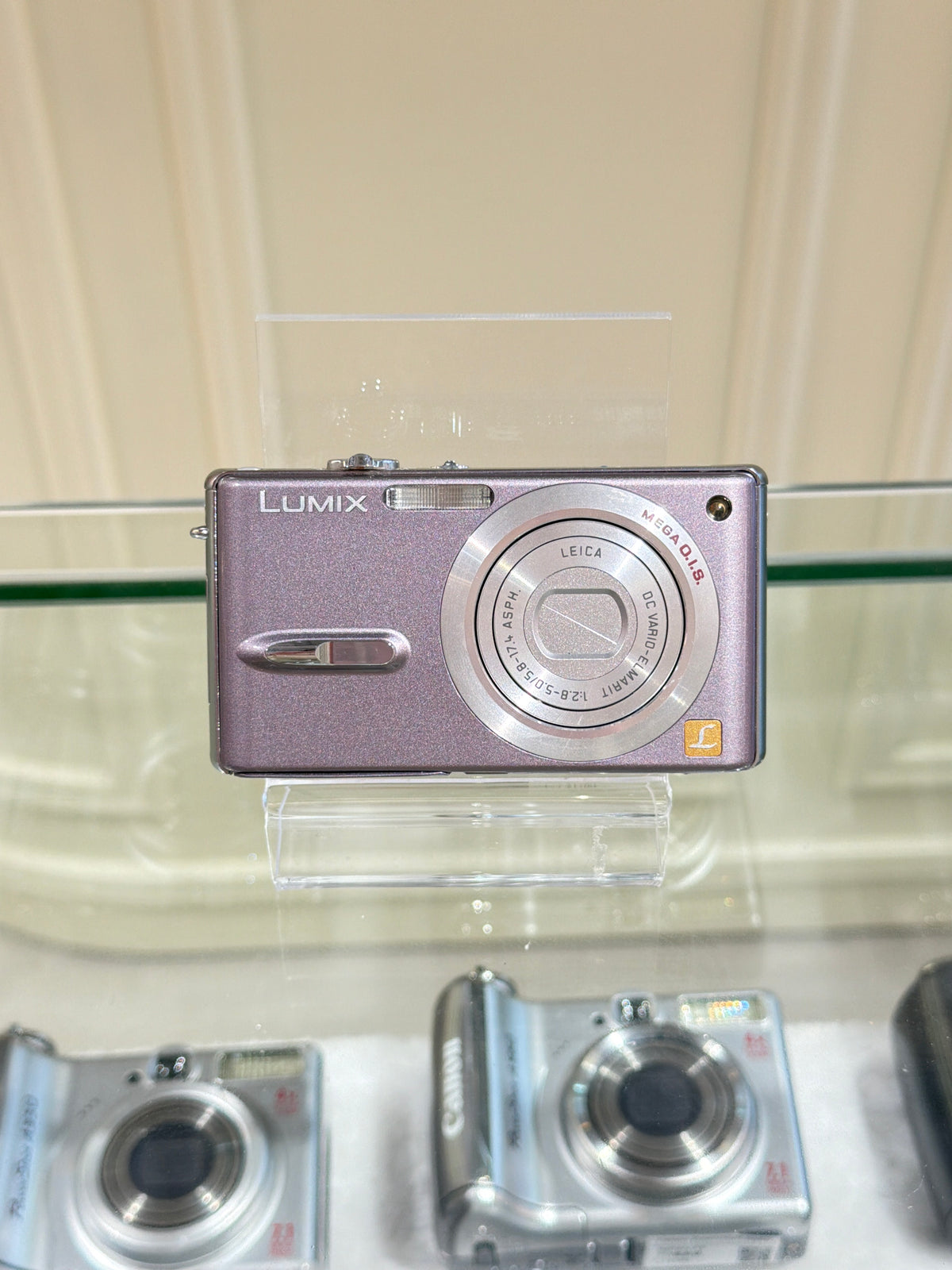 Panasonic LUMIX DMC-FX9 rare colour 🪻🪻🪻 Nearly new condition Leica Lens