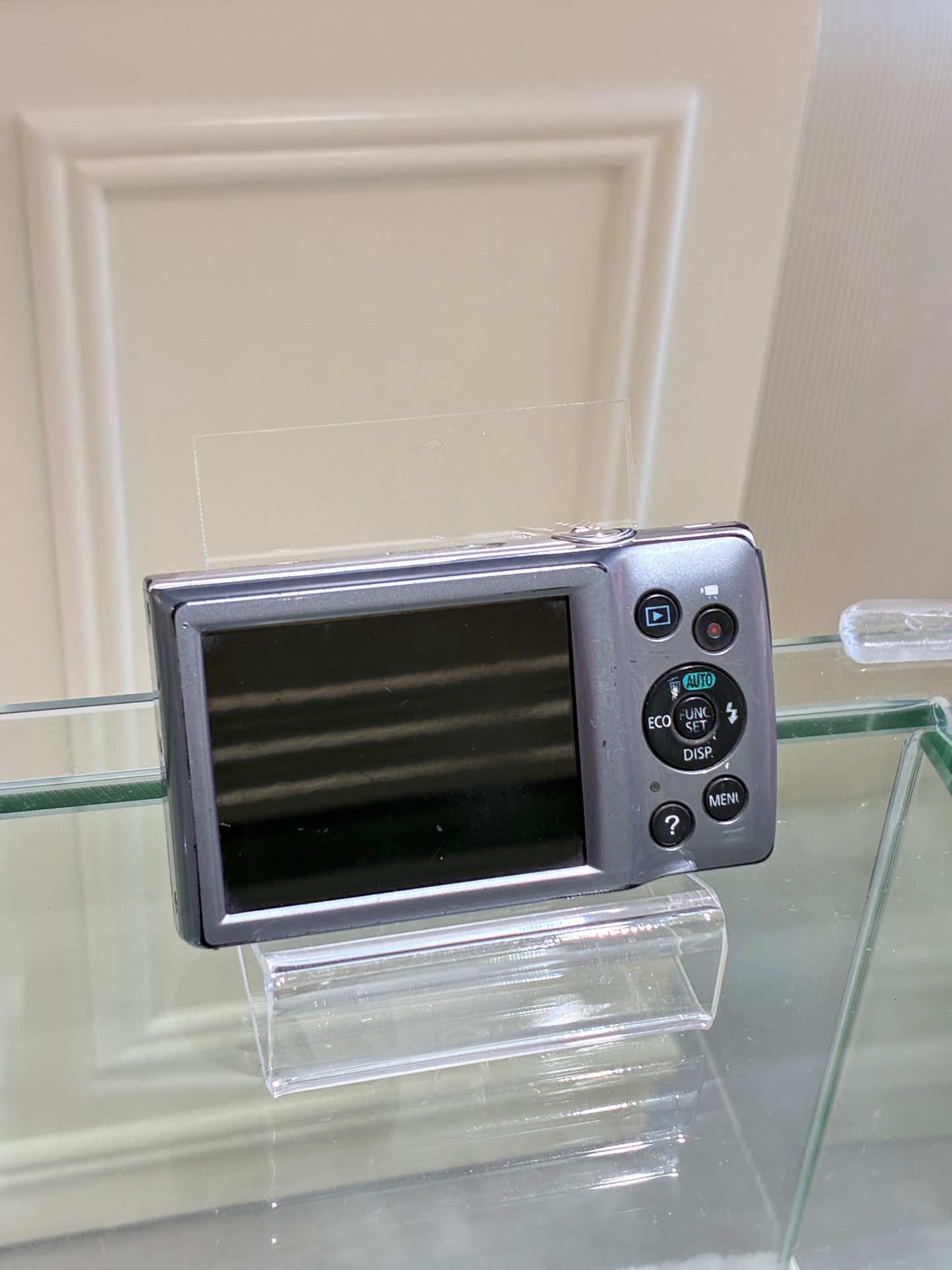 Canon IXUS 160 in grey