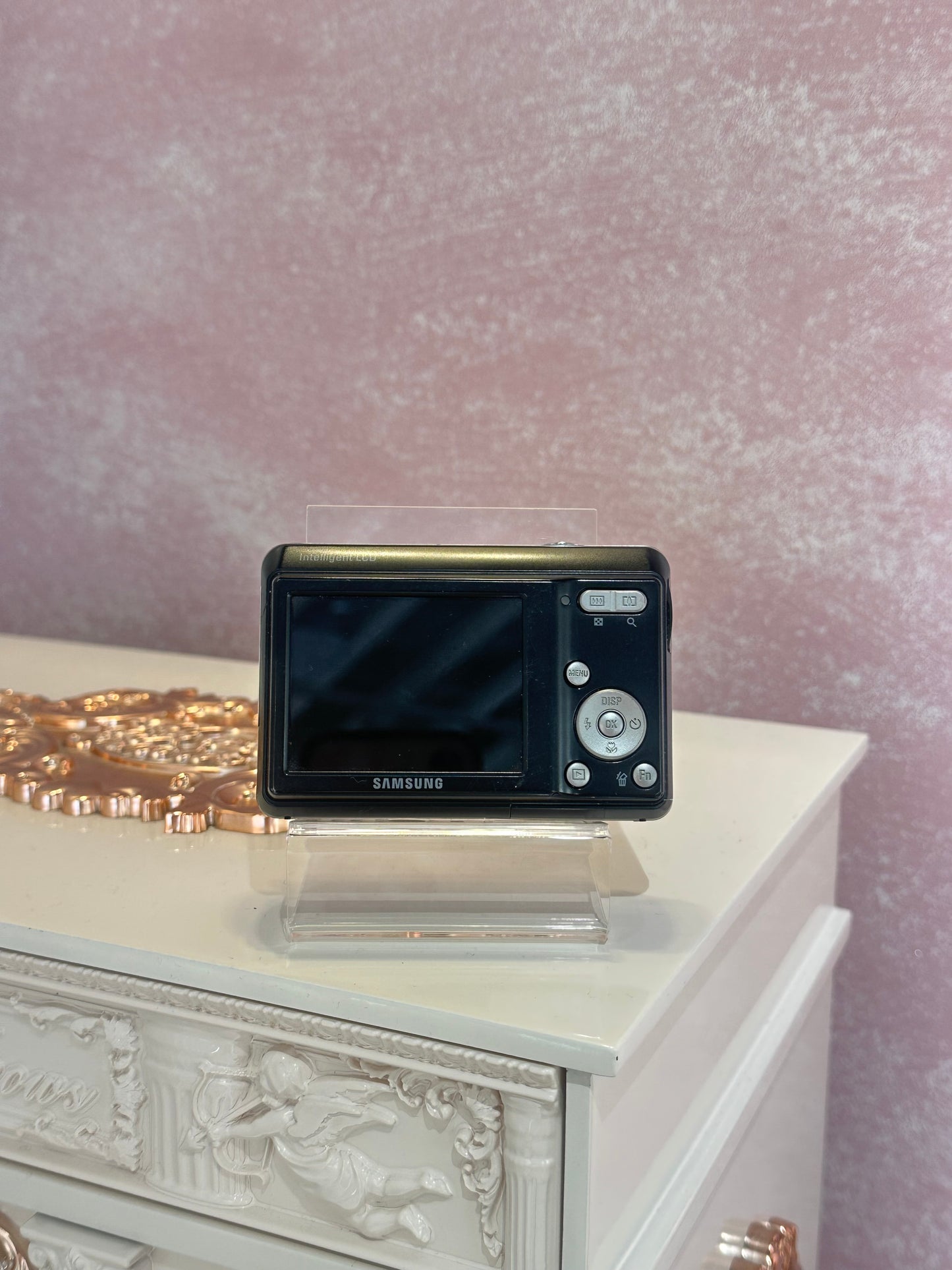 Samsung ES15 in black