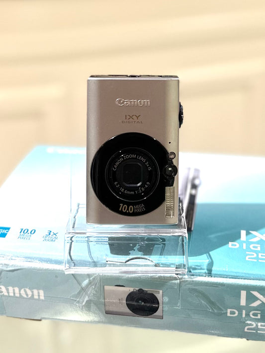 Canon IXY 25is Full Set