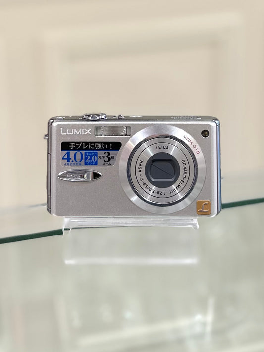 Panasonic LUMIX DMC-FX2｜Good condition