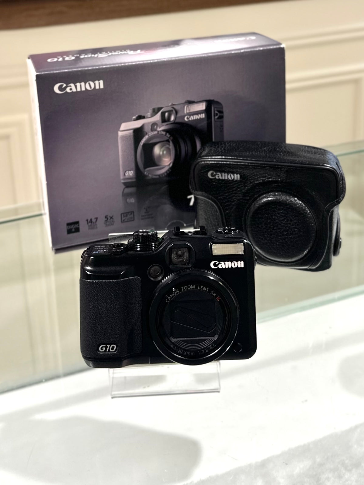 Rare Full Set | Canon Powershot G10 in Excellent Condition with Leather Case