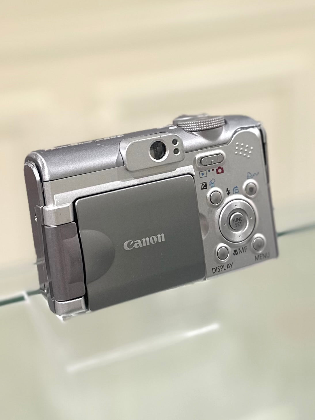 / Canon Powershot A620
