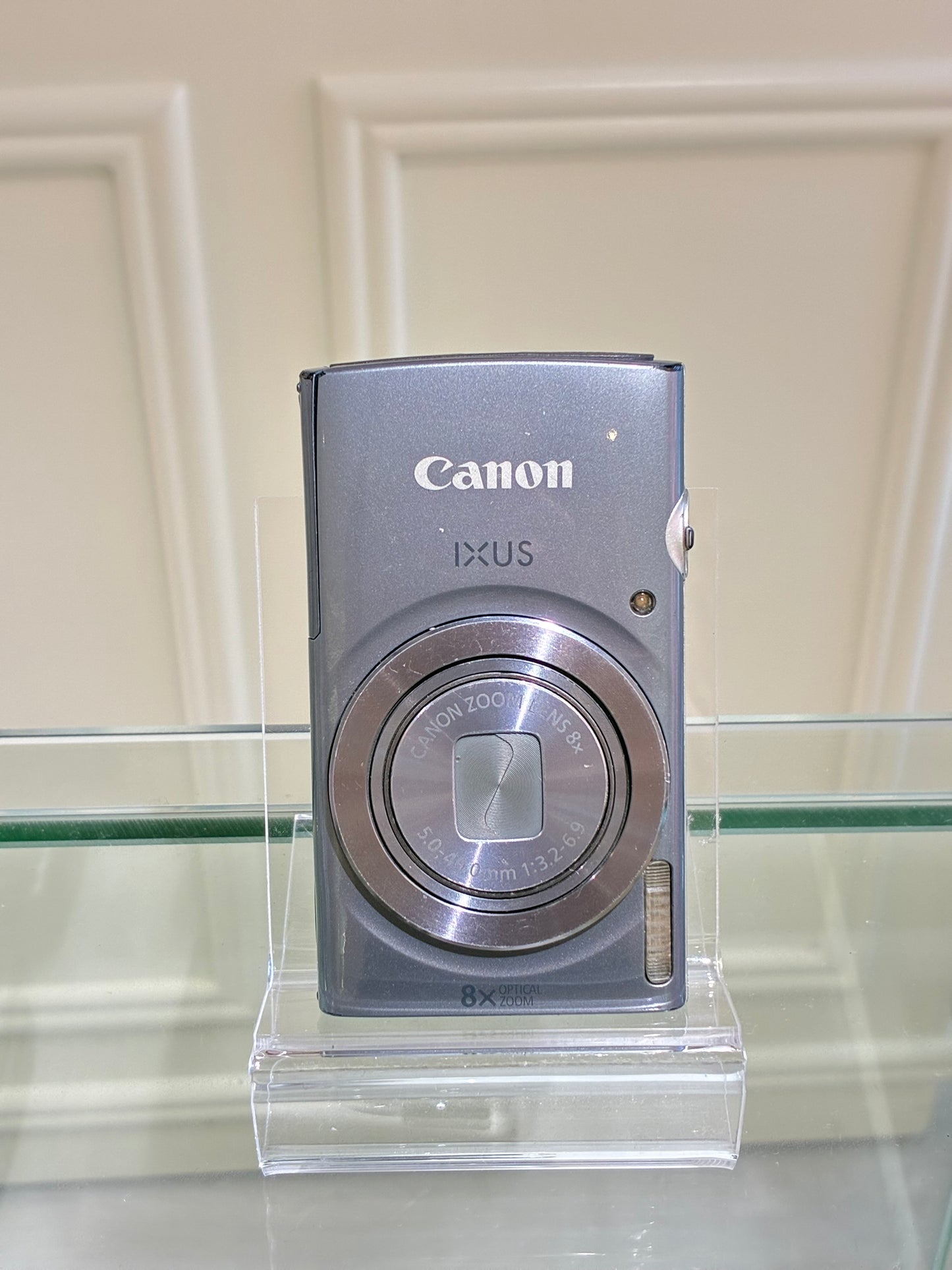 Canon IXUS 160 in grey
