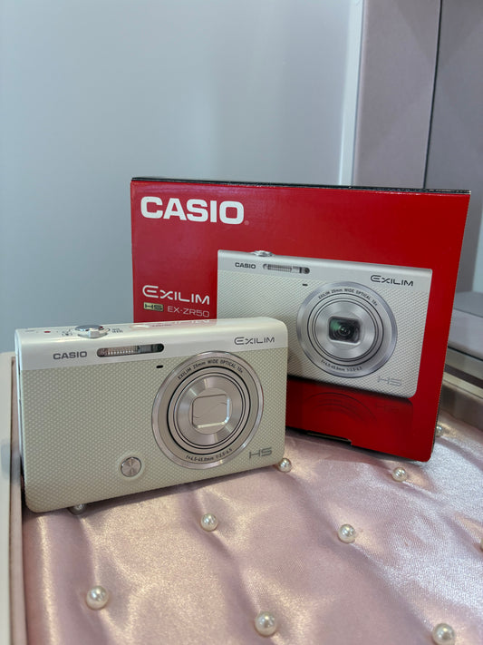 Casio Exilim EX-ZR50(FullSet)