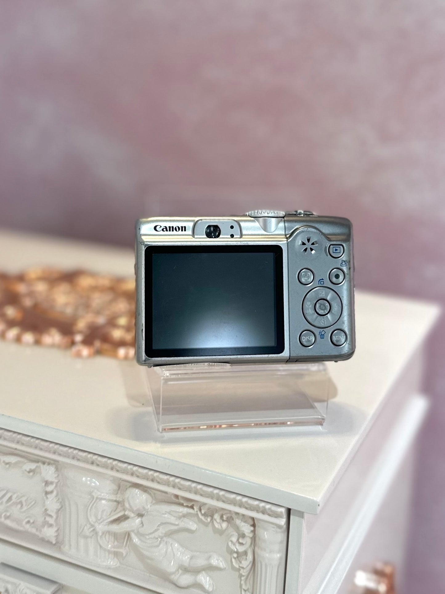 Canon Powershot A1100is in silver