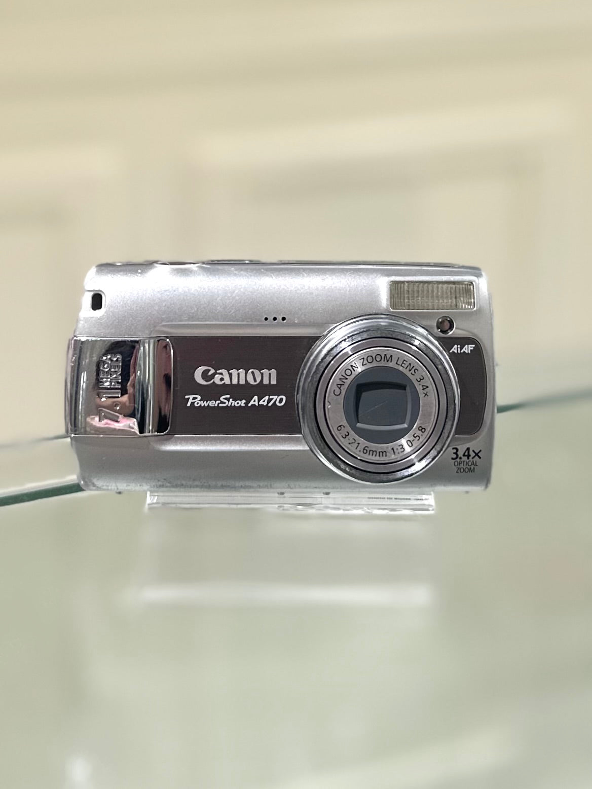/ Canon Powershot A470 in silver