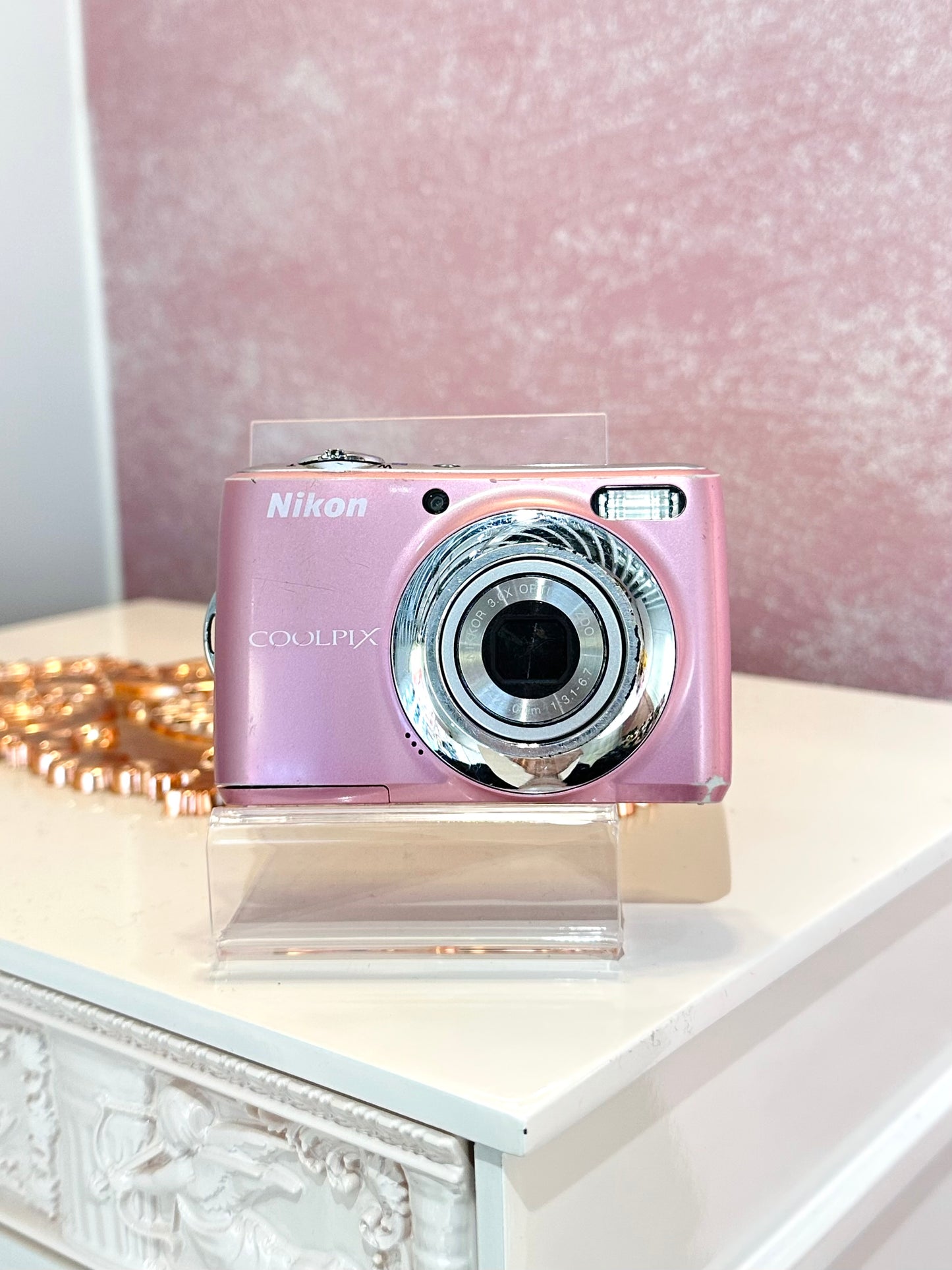 Nikon Coolpix L21 in pink