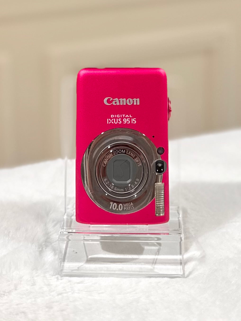 Canon IXUS 95is in pink