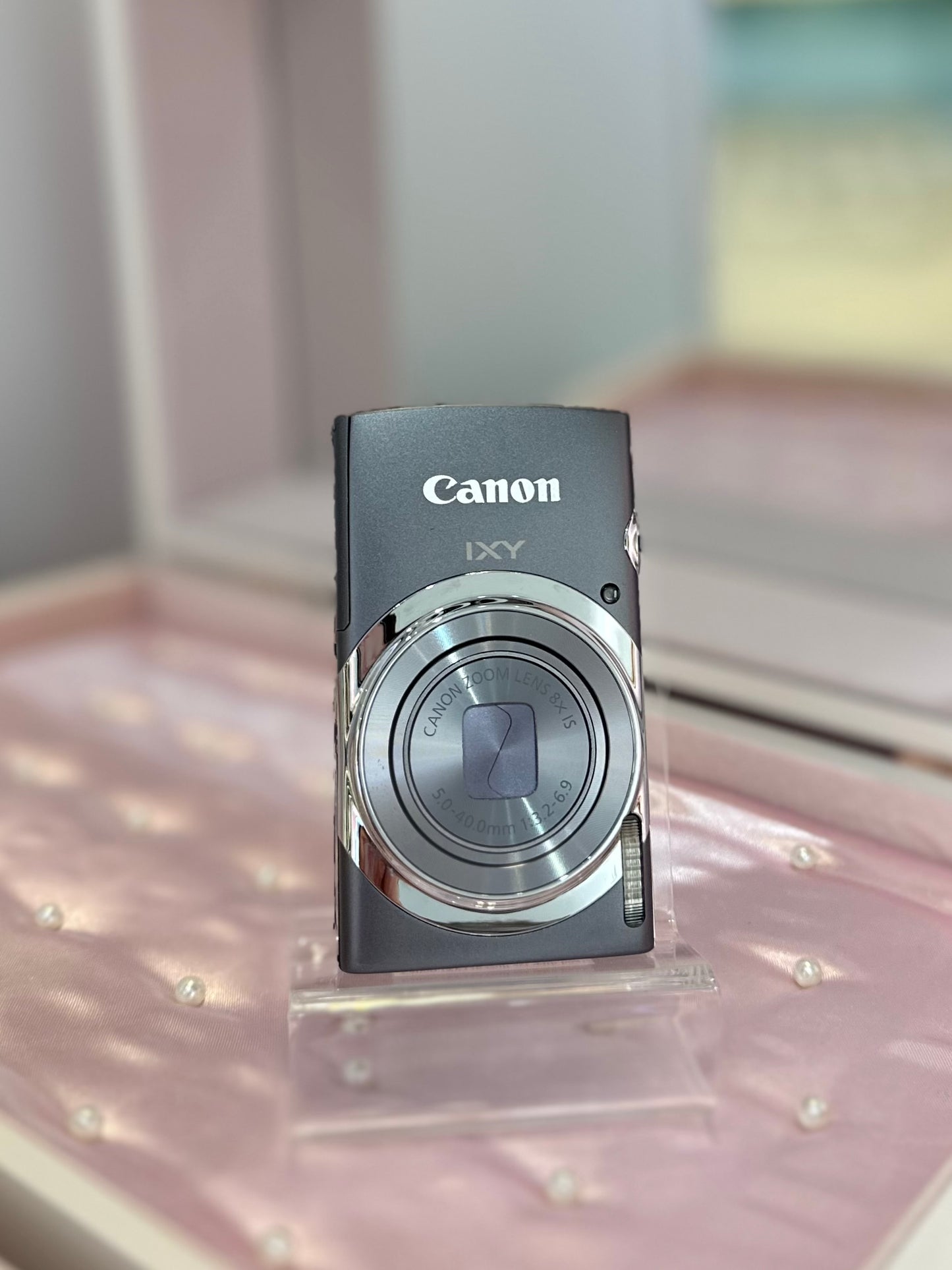Canon IXY 130 in excellent condition (full set with box)