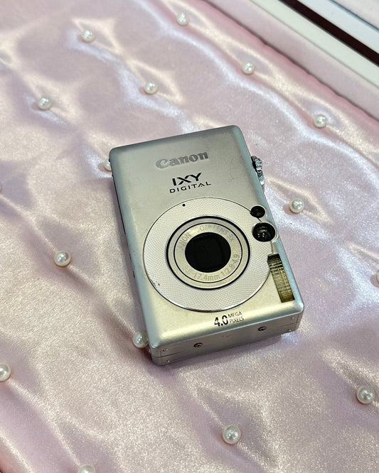 Canon IXY 50