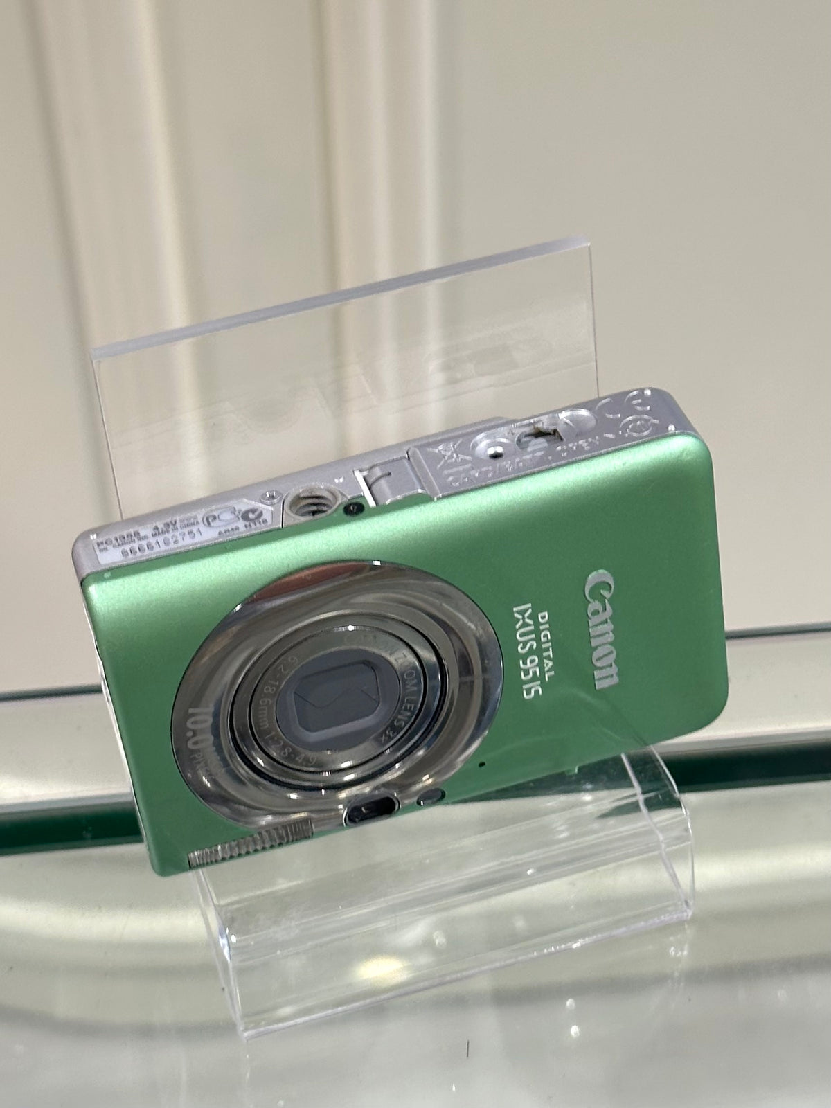 Canon IXUS 95IS green