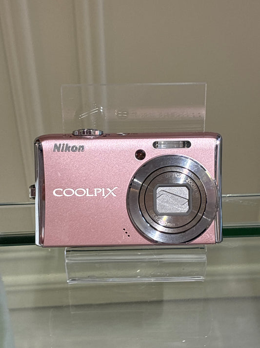 Nikon Coolpix S620