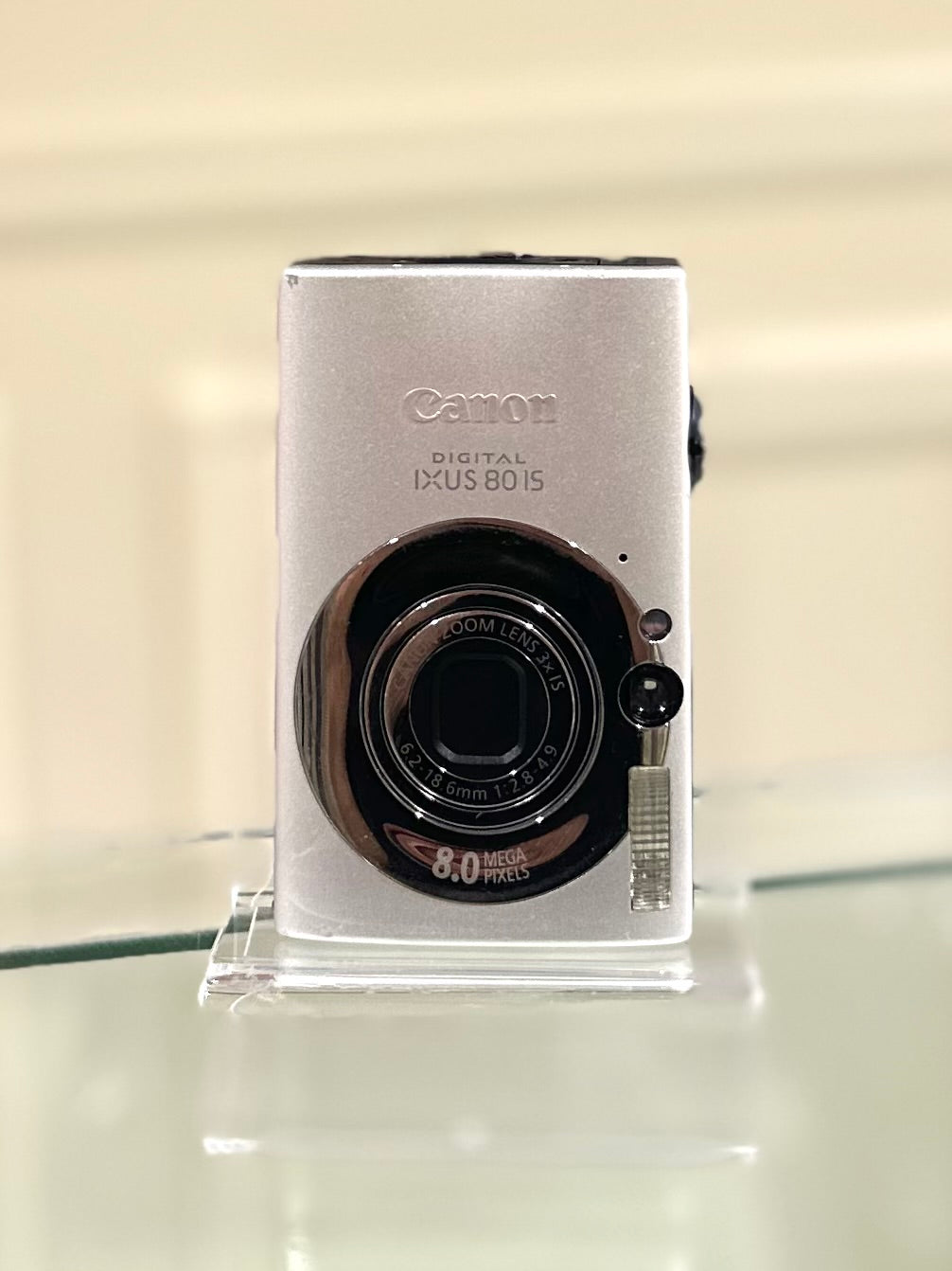Canon IXUS 80is in silver | Excellent Condition