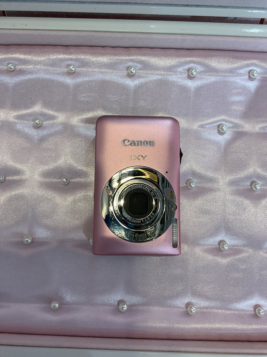 Canon IXY 200F