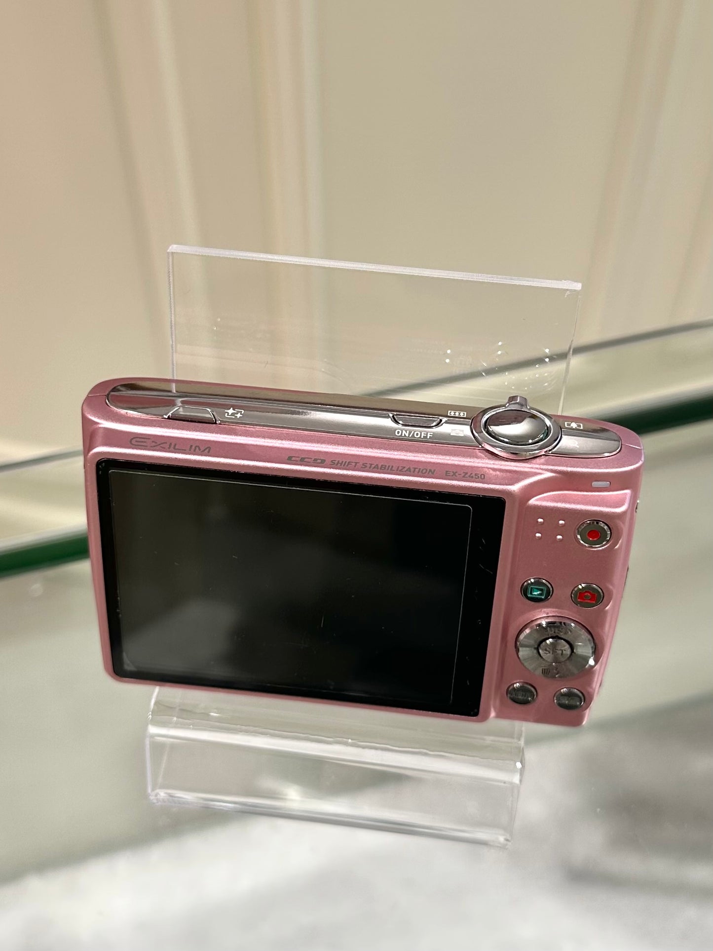 Casio Exilim EX-Z450 in pink