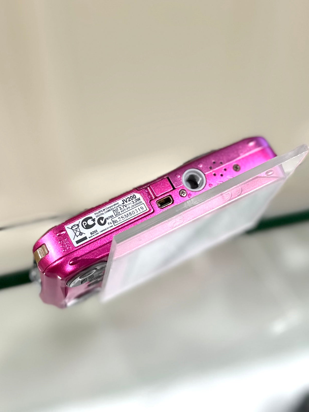 Fujifilm Finepix JV200 in Barbie Pink | Good Condition