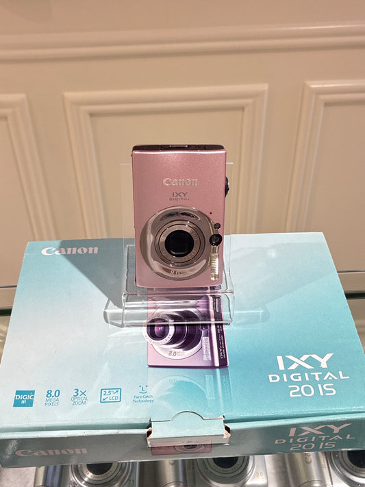 Canon IXY 20IS (IXUS 80) Pink Fullset nearly new condition (dm for purchase only)