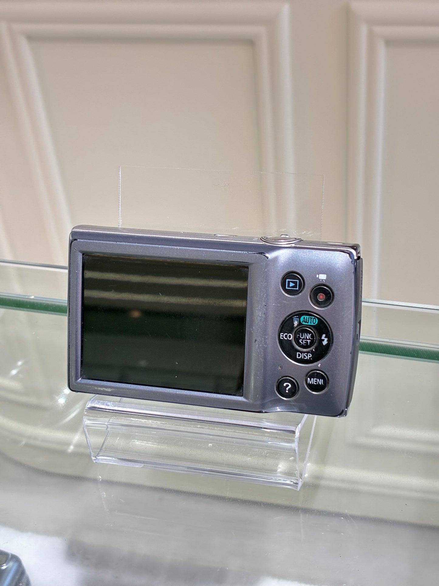 Canon IXUS 160 in grey