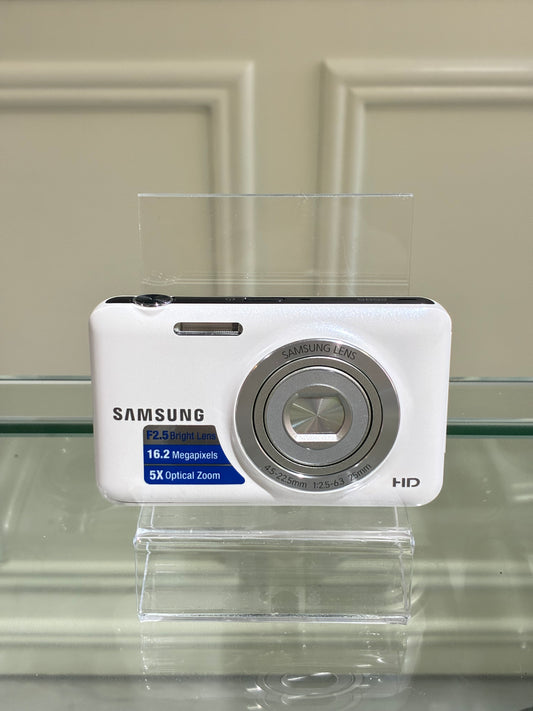 Samsung ES95 white nearly new condition