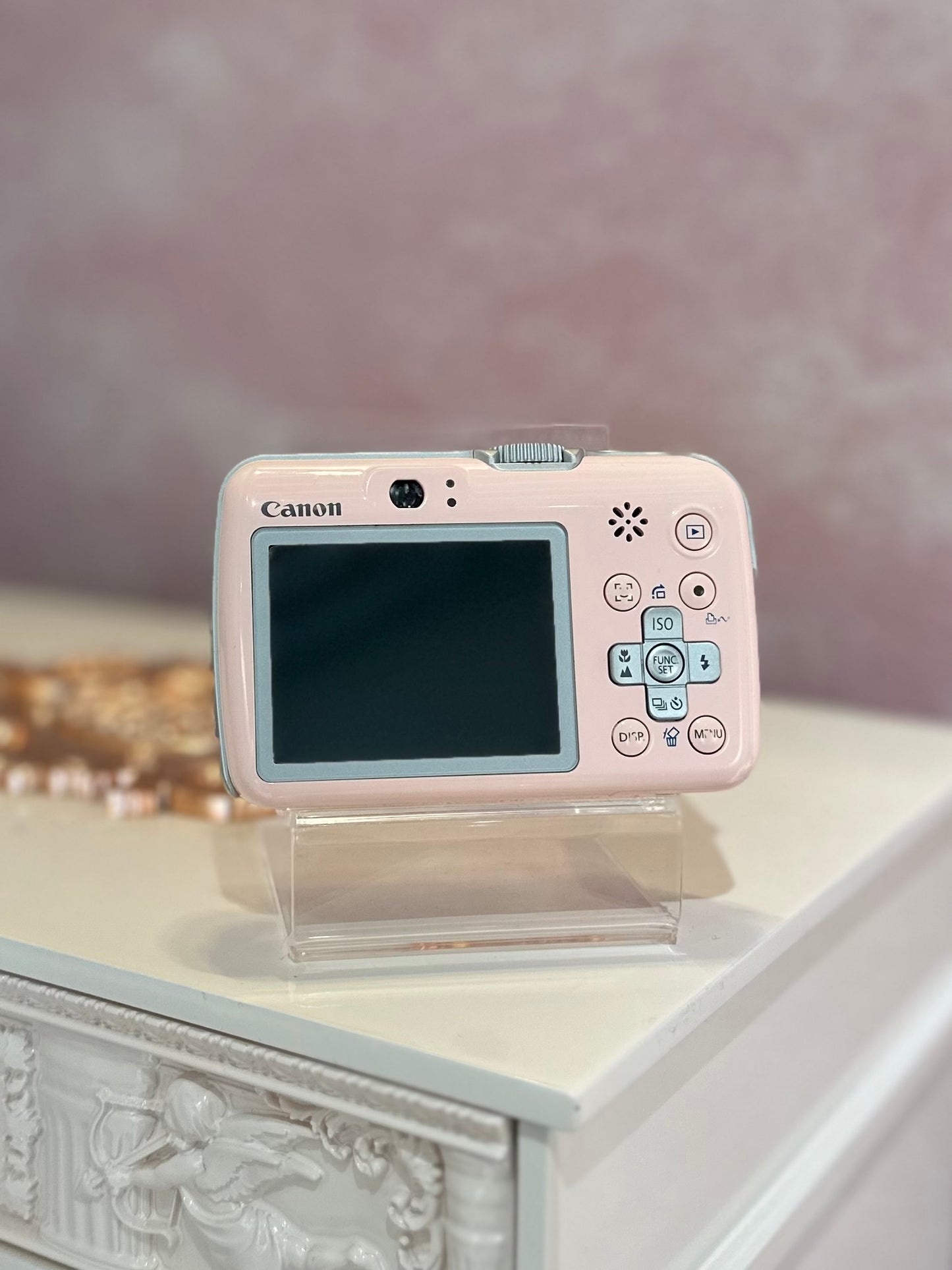 Canon Powershot E1 in pink